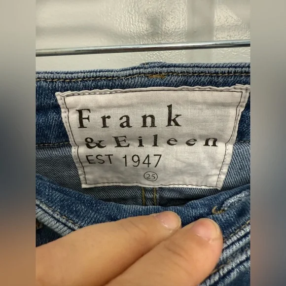 Women’s Frank And Eileen Medium Wash Skinny Jeans Size 25 Raw Hem 5 Pocket - Picture 2 of 5